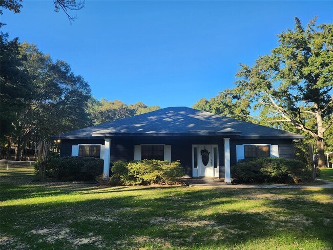 Primary Photo - 1174 Old Prattville Rd