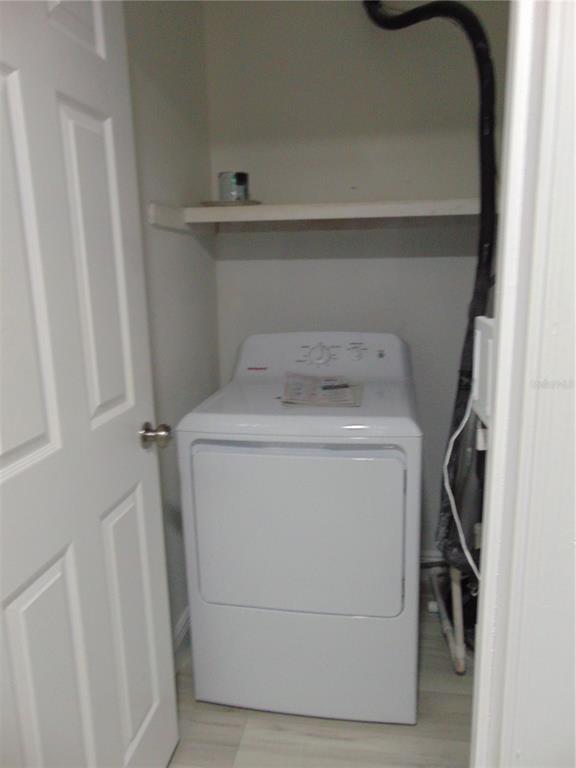 Building Photo - 9005 Tudor Dr