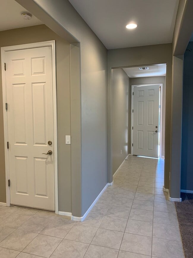 Building Photo - 3 Bedroom 2 Bath Home with 2 car garage, only built in 2020