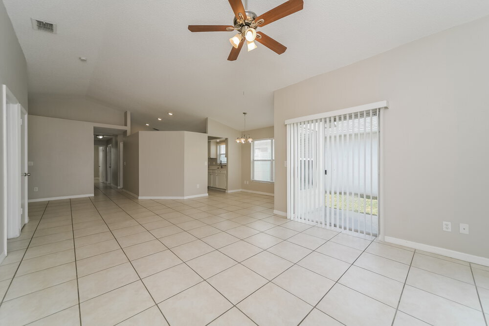 Building Photo - 3235 Brewster Dr