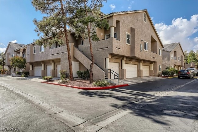Building Photo - 2153 Jasper Bluff St