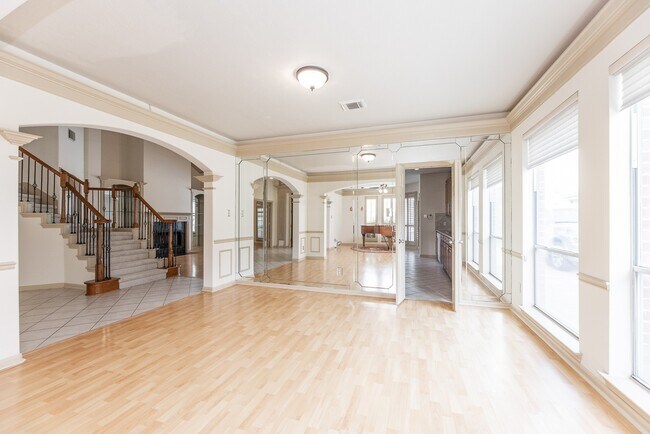 Building Photo - 17826 Island Spring Ln