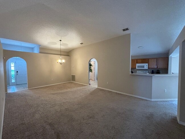 Building Photo - 1736 La Maderia Dr