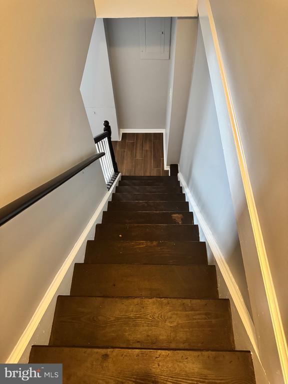 Building Photo - 102 Essex St