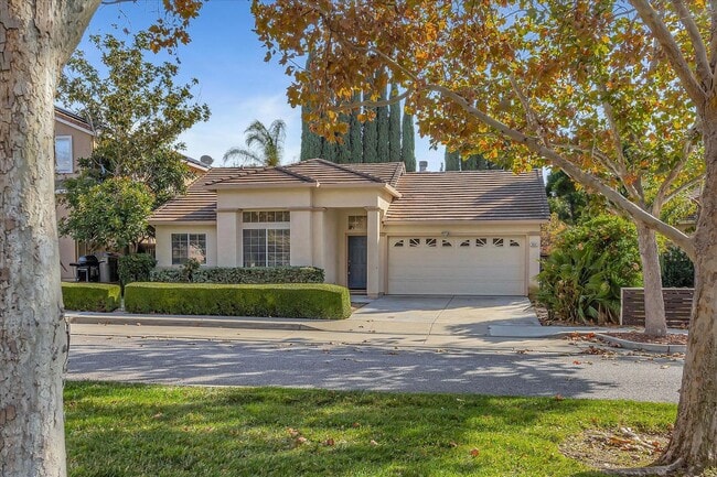 Building Photo - Bright 3 Bedroom Home with High Ceilings in Desirable San Jose Neighborhood