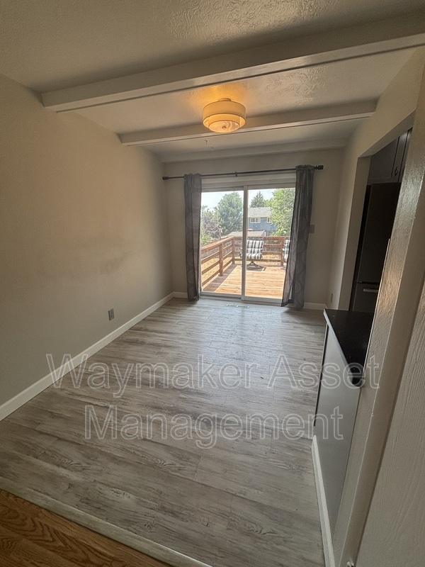Building Photo - 3495 Montebello Dr W