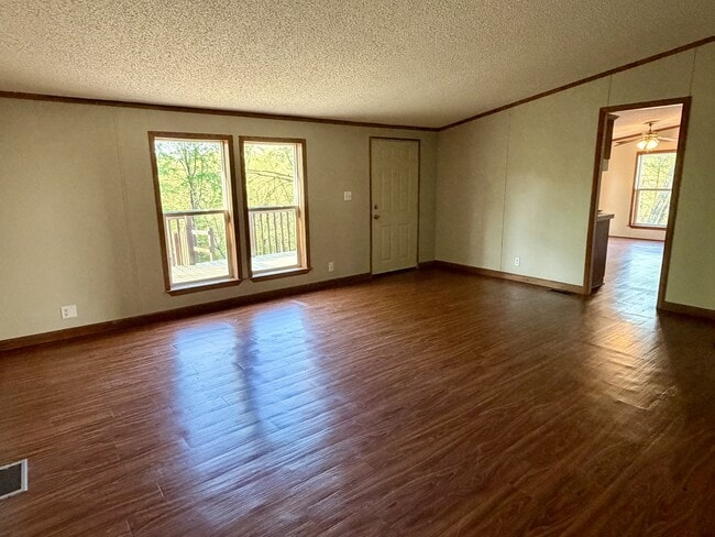 Building Photo - 3406 OH-83