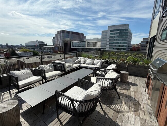 Building Photo - 70 Leo M Birmingham Pkwy