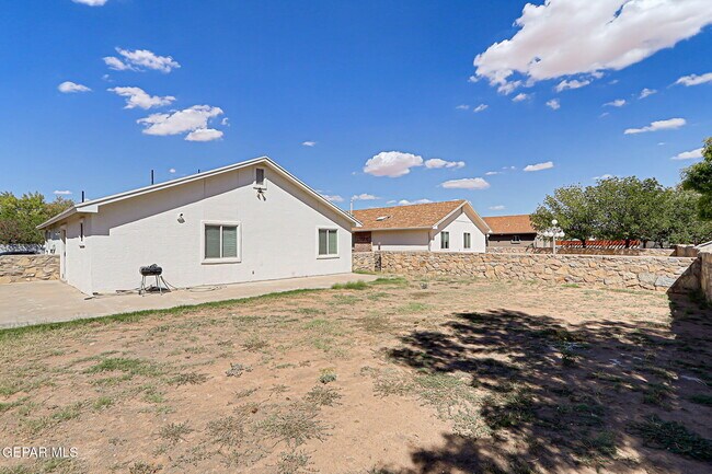 Building Photo - 14208 Desert Fire Ct