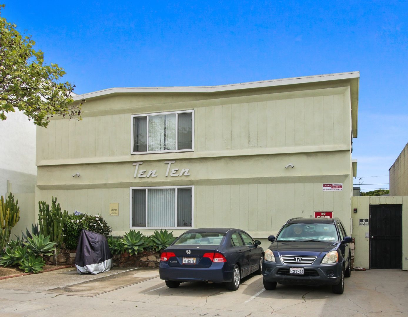 Building Photo - 1010 Pico Blvd