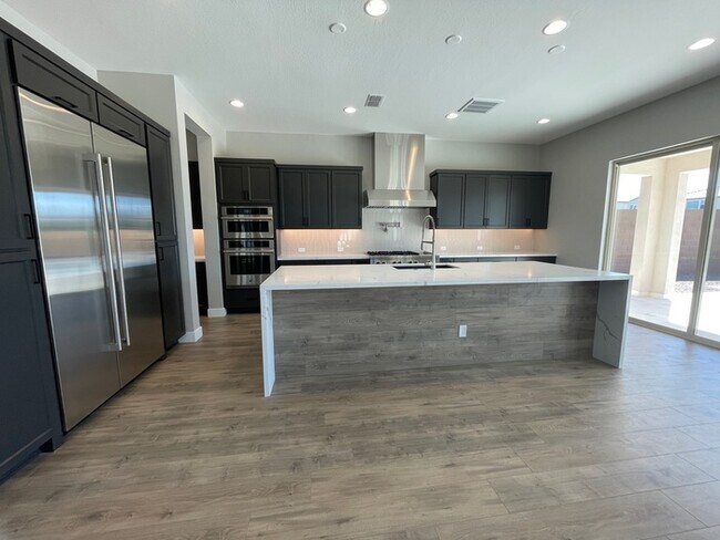 Building Photo - 21615 N 60th Ter - Talinn at Desert Ridge