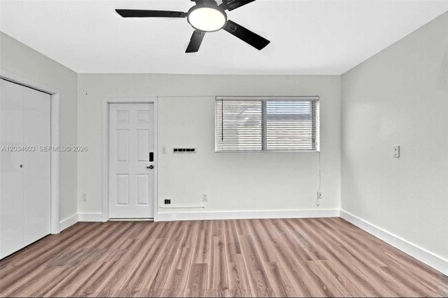 Building Photo - 327 NE 55th St