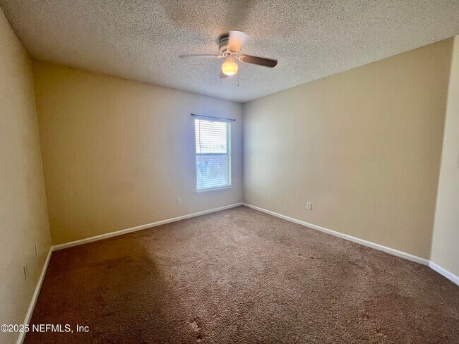 Building Photo - 9332 Beresford Ct