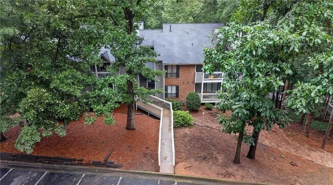 Building Photo - 123 Warm Springs Cir