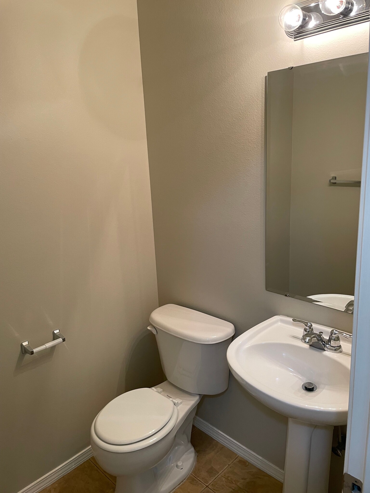Building Photo - 5074 W Alderstone St