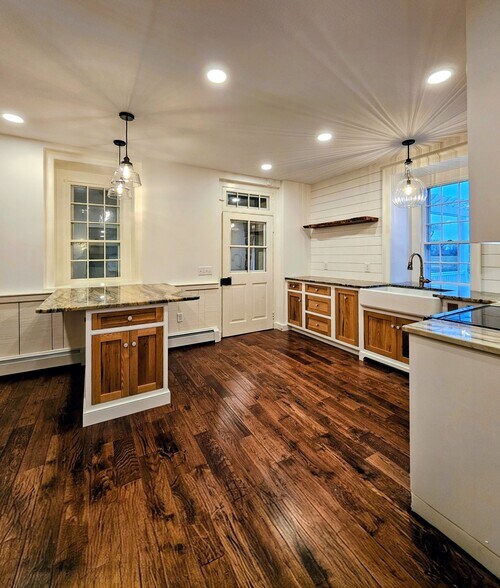 Building Photo - 105 S Windy Mansion Rd