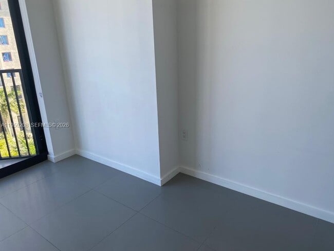 Building Photo - 5252 NW 85th Ave