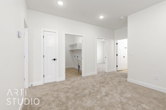 Building Photo - Brand New 3 Bed, 2.5 Bath, 2-Car Garage in...