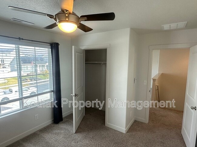 Building Photo - 1028 E Bigelow Ave