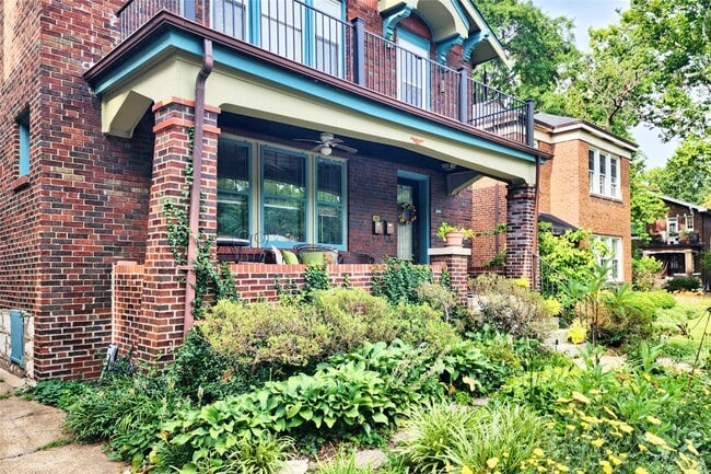 Building Photo - 7005 Amherst Ave