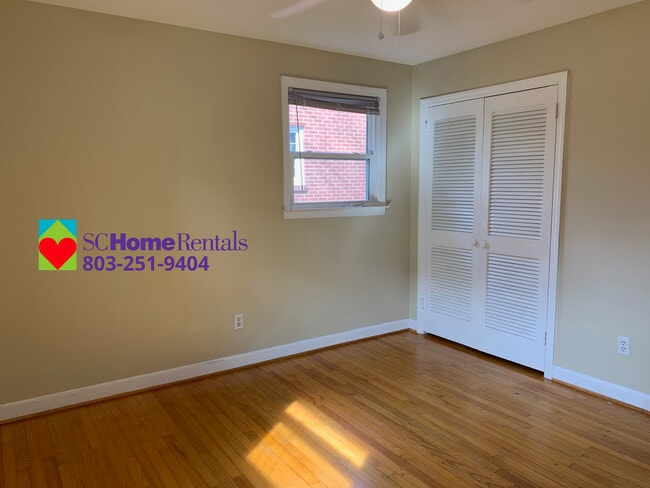 Primary Bedroom - 231 Vincenne Rd
