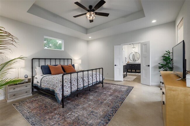 Building Photo - 22206 Briarcliff Dr