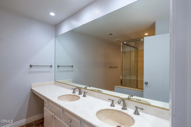 Building Photo - 835 Casmalia Ln