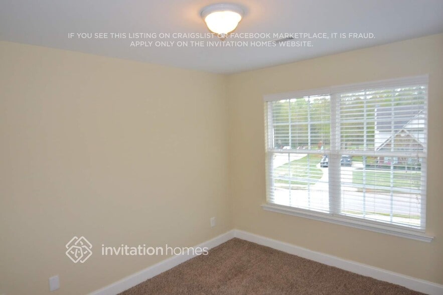 Building Photo - 165 Shoal Park Dr