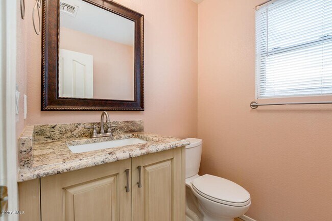 Building Photo - Charming 4 Bed home in Avondale with commu...