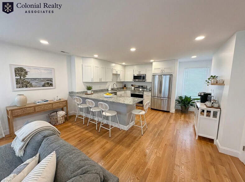 Building Photo - 9 Sexton St