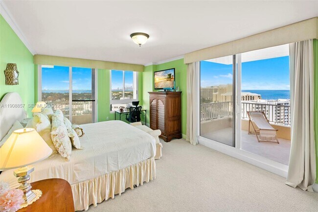 Building Photo - 781 Crandon Blvd