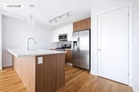 Building Photo - 1288 E 19th St