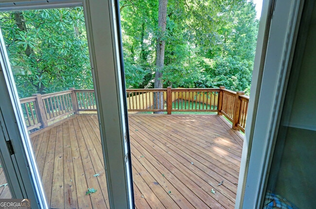 Building Photo - 4985 Crowe Dr SE