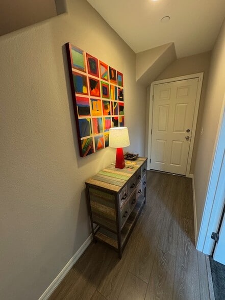 Building Photo - 62 Morning Mimosa Ct