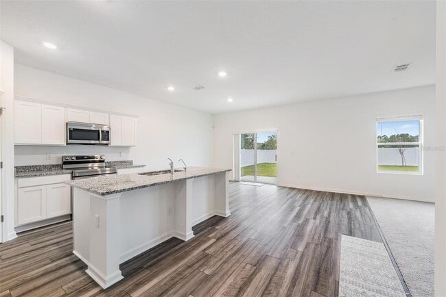 Building Photo - 35412 Eastbrook Ave