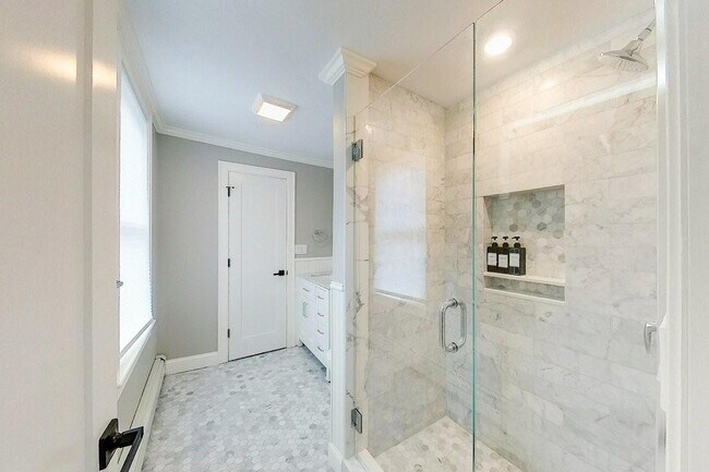 Building Photo - 30 Prospect Hill St