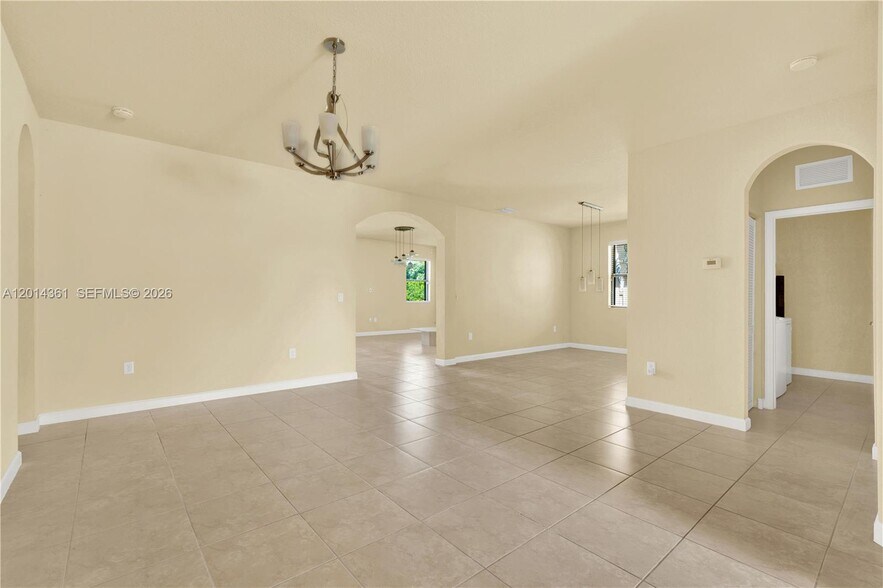 Building Photo - 11924 SW 155th Ct