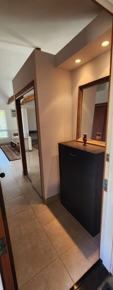 Building Photo - 934 Kuialua Pl