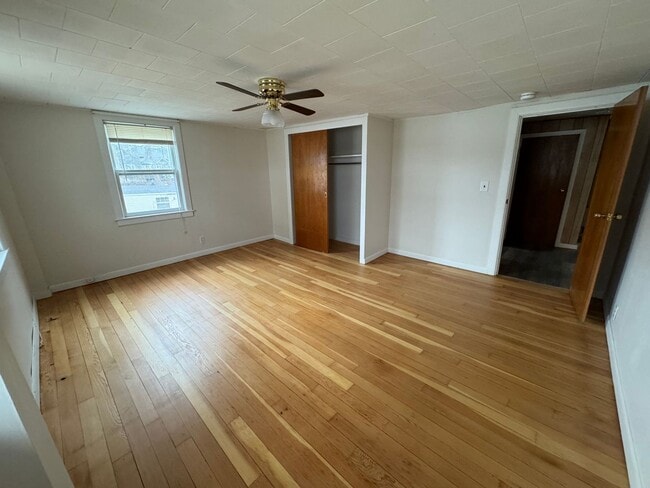 Building Photo - 26-28 Route 7 North, Unit 101