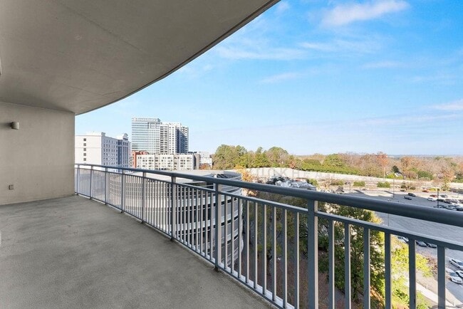 Building Photo - 3338 Peachtree Rd NE