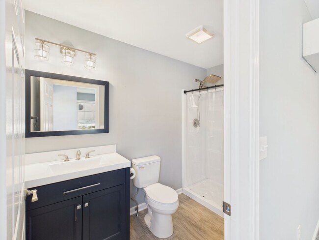 Building Photo - Beautiful Spacious Single Family in Blue Meadow Farms