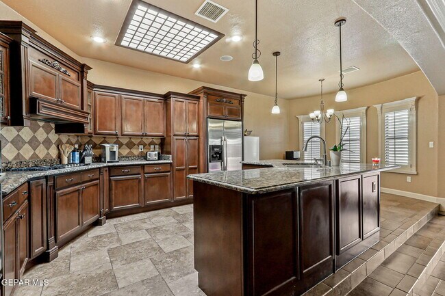 Building Photo - 3136 Destiny Point Dr