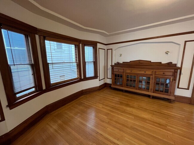 Building Photo - 1207 26th Ave