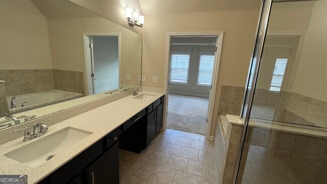 Building Photo - 2254 Lavista Square NE