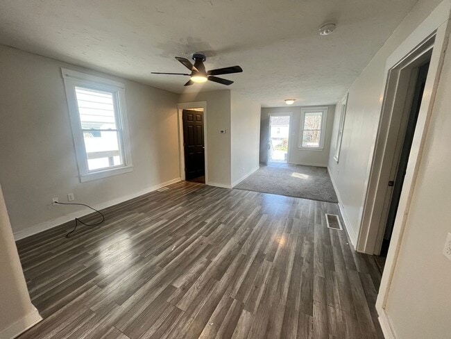 Building Photo - Adorable one bedroom ranch