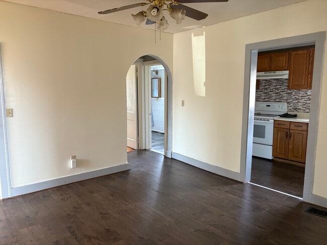 Building Photo - 152 Blacks Rd