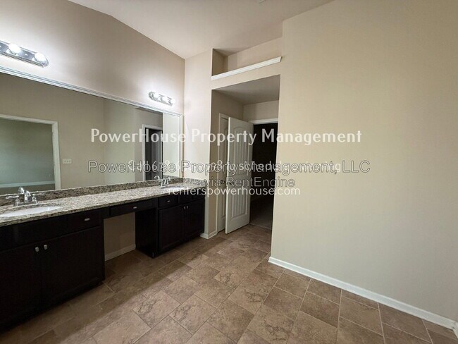 Building Photo - 1045 Township Cir
