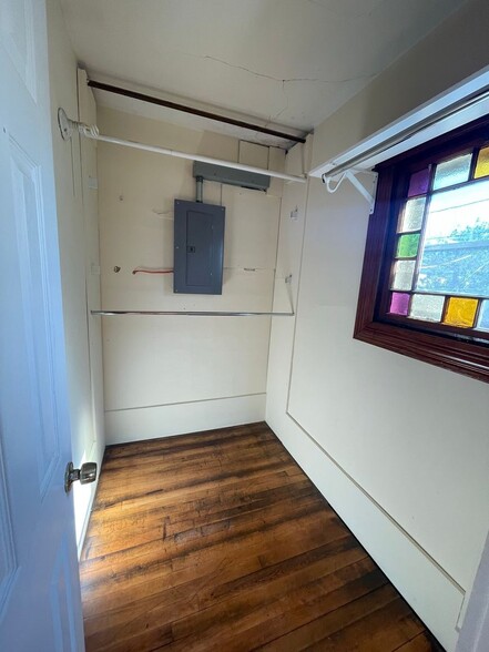 Building Photo - 17-19 Lafountain Street