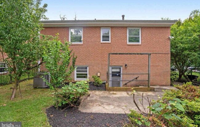 Building Photo - 4509 8th St S