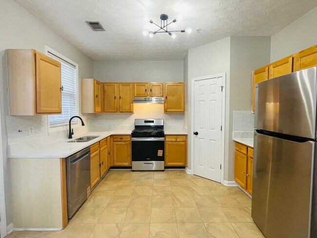 Building Photo - 2615 Avery Park Cir